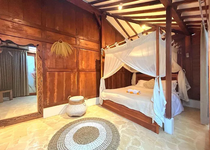 Barajade * Uluwatu (Bali)